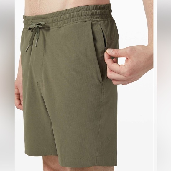 Lululemon men’s Bowline Short 8” RipstopSage size S - Picture 2 of 11
